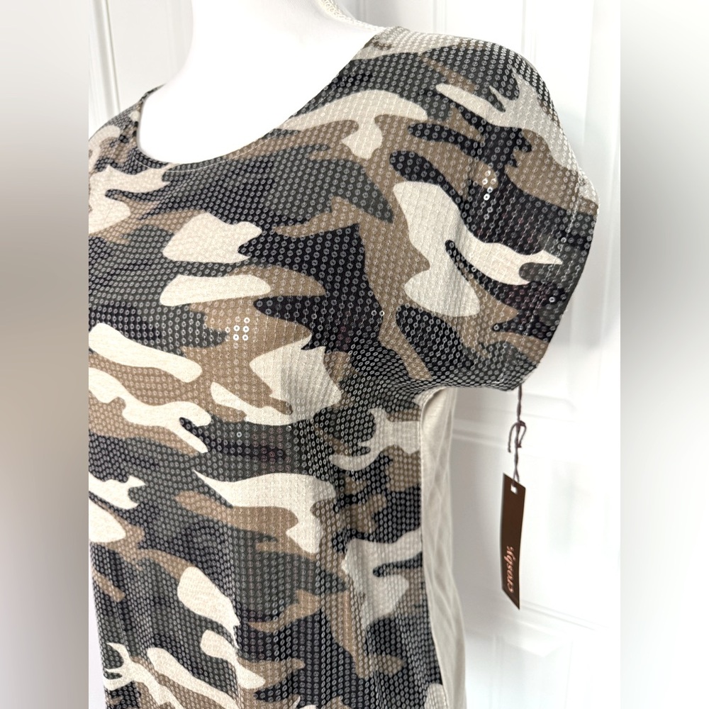 NWT Crosby Camo Women's Short Sleeve Camouflage Top with Sequins